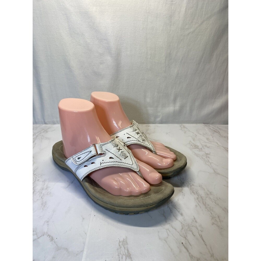 Earth Origins White Leather Flip Flop Adjustable Thong Sandal Sara Size 11 Wide
